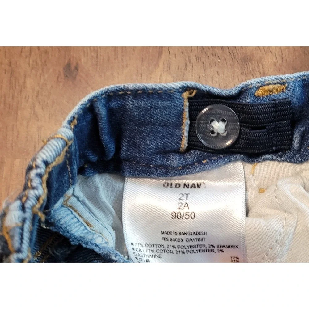 Old Navy Boys toddler adjustable jeans shorts size 2T Light Wash